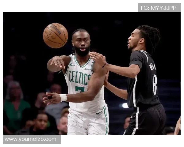 篮网与绿军精彩对决全场回放分析与精彩瞬间回顾