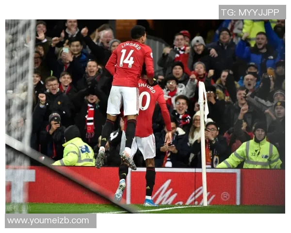 篮网对湖人小南斯表现出色引发球迷热议比赛精彩瞬间回顾