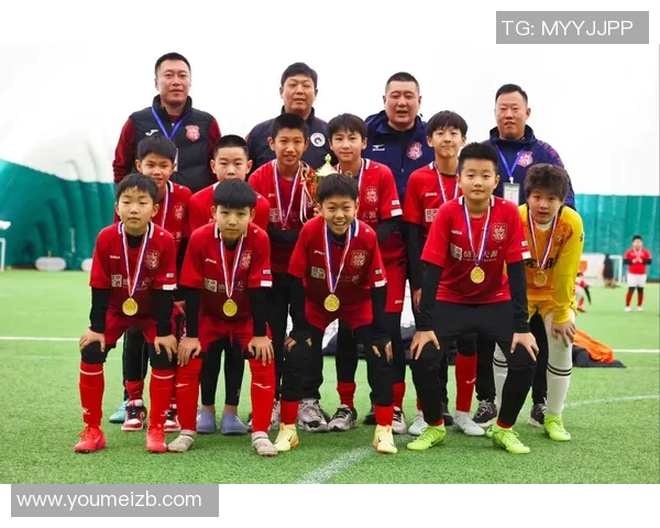 2016年华夏幸福对阵苏宁精彩回顾与赛后分析展现足球魅力与团队精神 2016年华夏幸福对阵苏宁精彩回顾与赛后分析展现足球魅力与团队精神