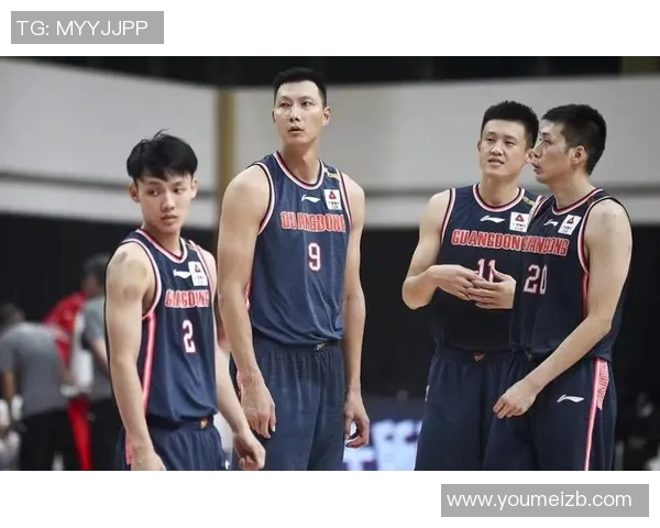 广东队与广州精彩对决全场回放分析与精彩瞬间回顾 广东队与广州精彩对决全场回放分析与精彩瞬间回顾