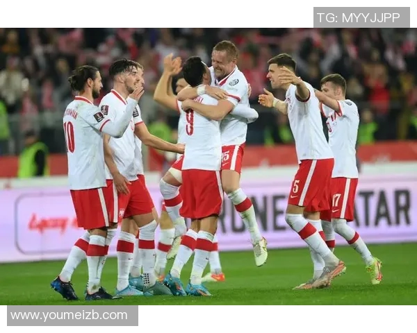 莱万领衔球队新征程展现足球魅力与技术的完美结合